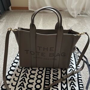 Marc Jacobs leather tote
